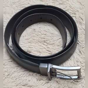 Men's Warehouse Classic Black Leather Belt with Silver Buckle Size 42